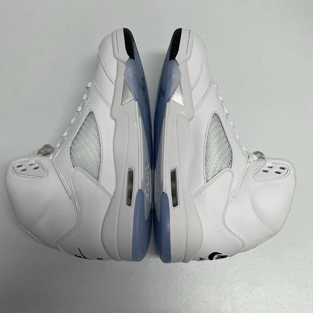Air Jordan 5 Retro White Metallic 2026 HQ7978 103 Size 13 All White Party Shoe - Picture 4 of 7